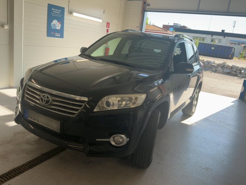 Toyota RAV 4 2.0 Elegance 2012 – снимка 2