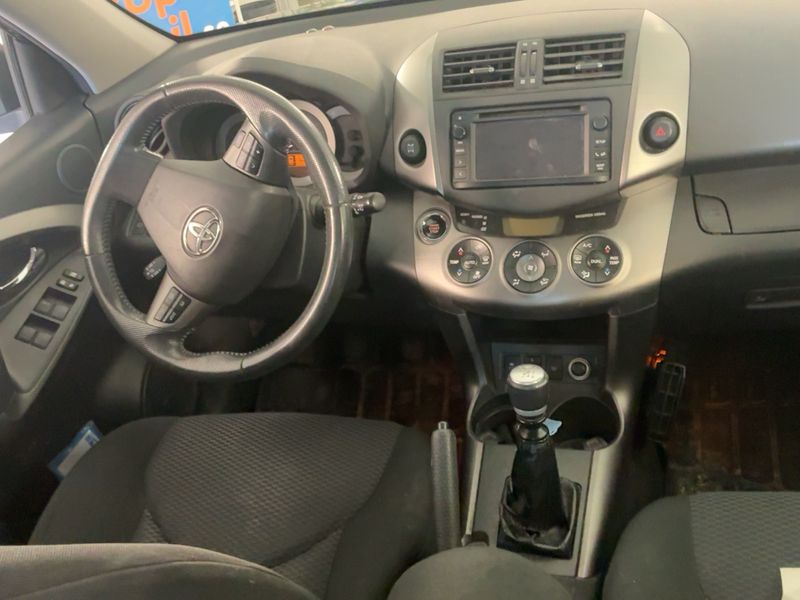 Toyota RAV 4 2.0 Elegance 2012 – снимка 18