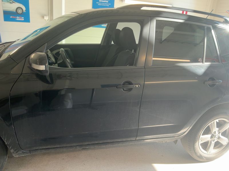Toyota RAV 4 2.0 Elegance 2012 – снимка 4