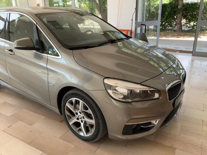 BMW 2er 218d Active Tourer Luxury Line 2016 – снимка 12