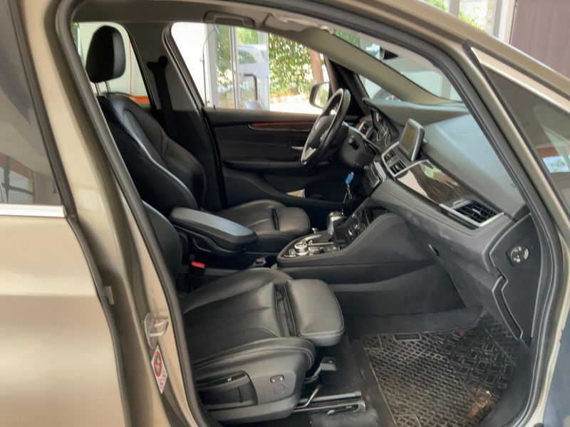 BMW 2er 218d Active Tourer Luxury Line 2016 – снимка 16