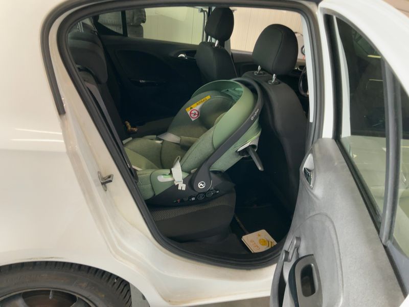 Opel Corsa 1.4 Active ecoFlex 2017 – снимка 19