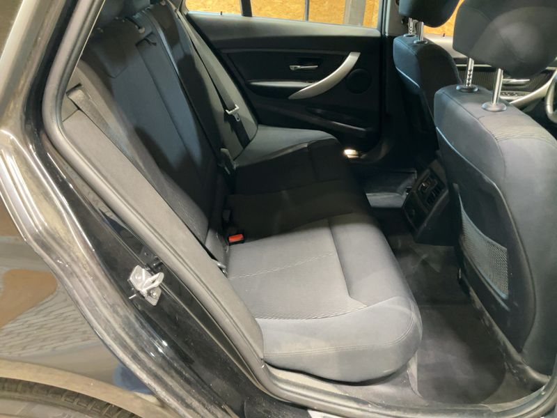 BMW 3er 320d EfficientDynamics Edition 2014 – снимка 19