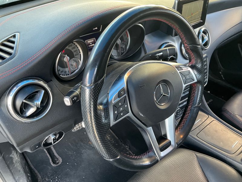 Mercedes-Benz GLA-Klasse GLA 220 d 4Matic 2015 – снимка 24
