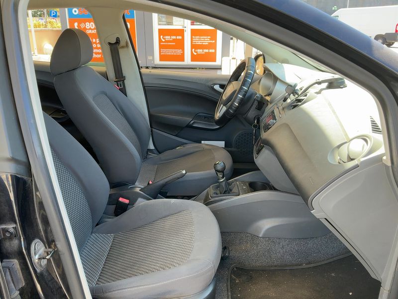 Seat Ibiza 1.2 Amaro 2010 – снимка 16