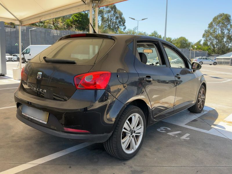 Seat Ibiza 1.2 Amaro 2010 – снимка 8