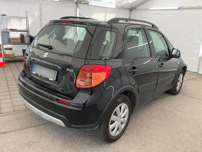 Suzuki SX4 1.6 Classic Club 2015 – снимка 8