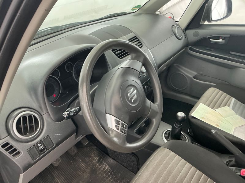 Suzuki SX4 1.6 Classic Club 2015 – снимка 32