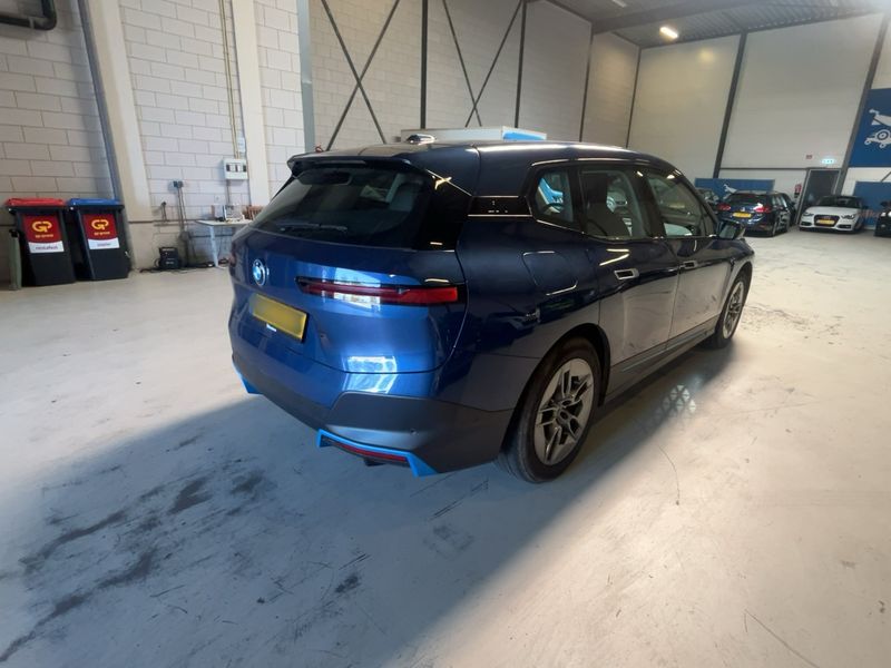 BMW iX iX 50 xDrive 2022 – снимка 8