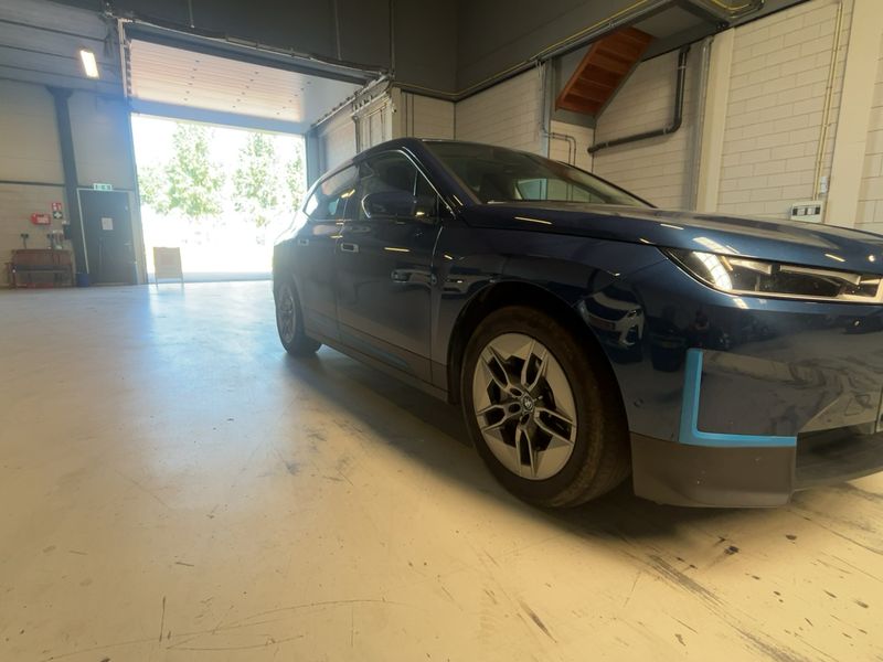 BMW iX iX 50 xDrive 2022 – снимка 12