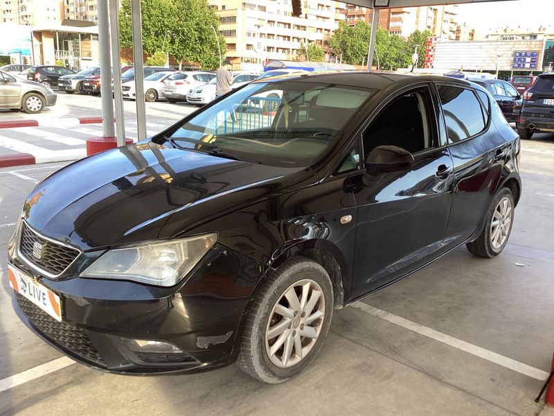 Seat Ibiza 1.6 TDI Stylance / Style 2013 – снимка 1