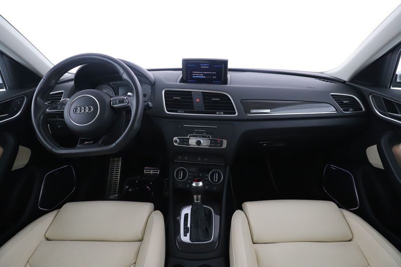 Audi RS Q3 2.5 TFSI quattro 2015 – снимка 17