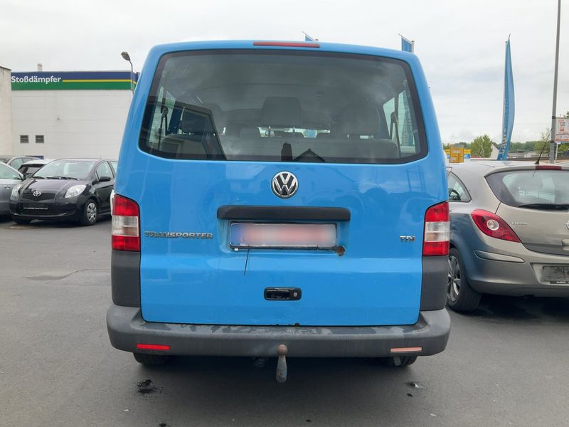 Volkswagen T5 Kombi 2.0 TDI 2011 – снимка 7