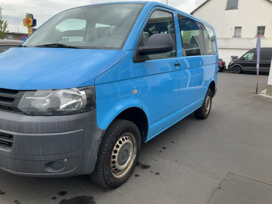 Volkswagen T5 Kombi 2.0 TDI 2011 – снимка 2