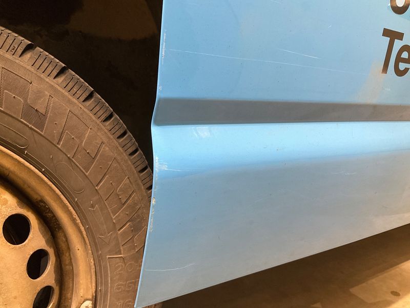 Volkswagen T5 Kombi 2.0 TDI 2011 – снимка 24