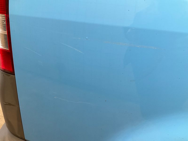 Volkswagen T5 Kombi 2.0 TDI 2011 – снимка 22