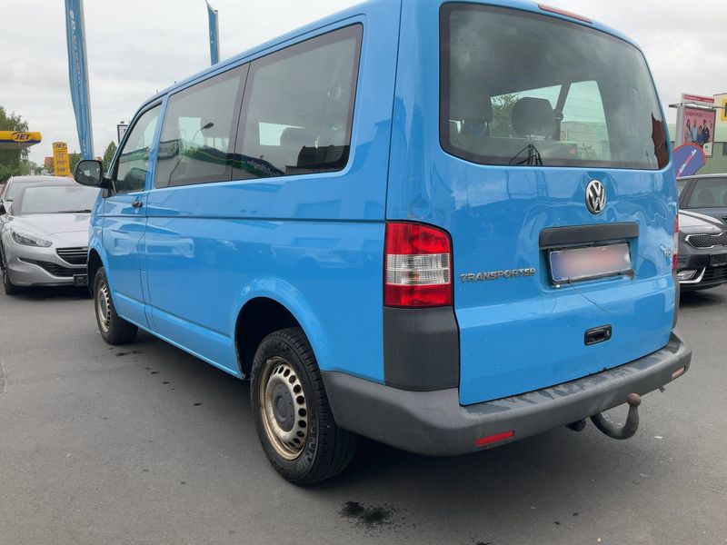 Volkswagen T5 Kombi 2.0 TDI 2011 – снимка 6