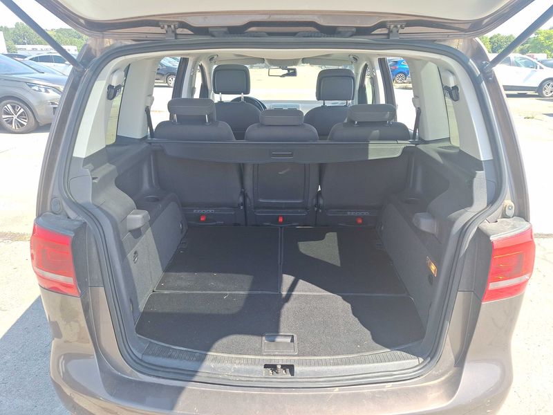 Volkswagen Touran 2.0 TDI Match 2013 – снимка 9