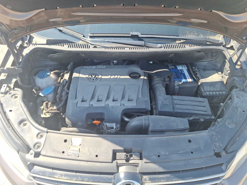 Volkswagen Touran 2.0 TDI Match 2013 – снимка 8