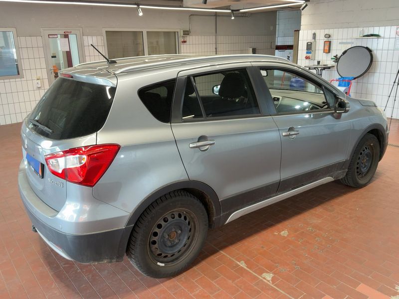 Suzuki SX4 S-Cross 1.6 DDiS Easy 2WD 2014 – снимка 8