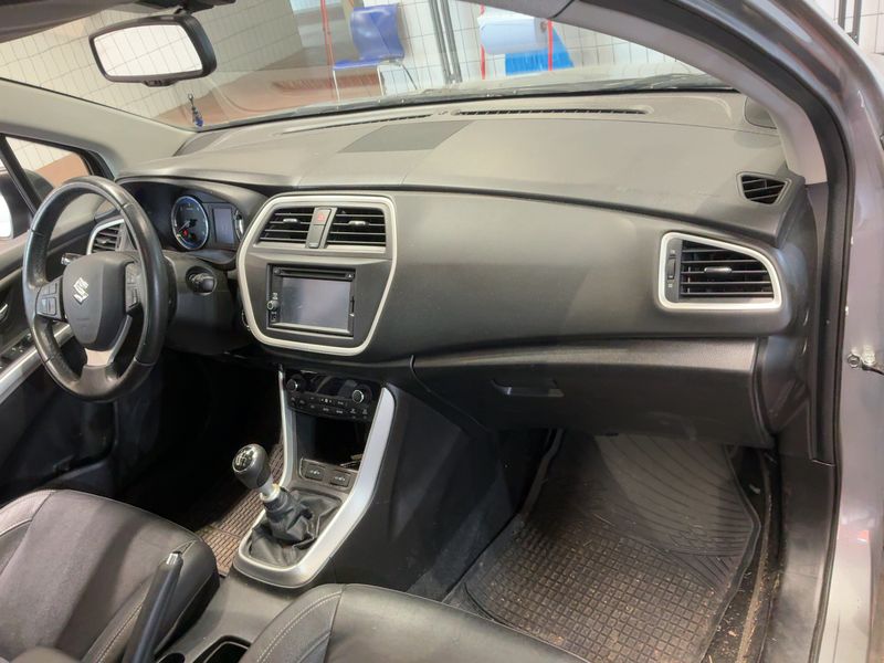 Suzuki SX4 S-Cross 1.6 DDiS Easy 2WD 2014 – снимка 18