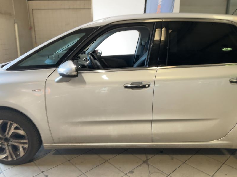 Citroen C4 Picasso 2.0 Blue-HDi Exclusive 2015 – снимка 4