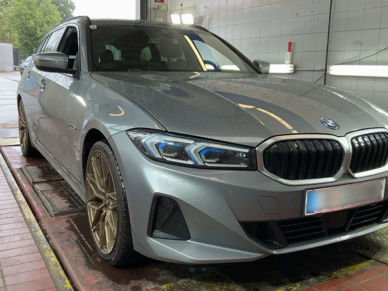 BMW 3er 320e xDrive 2022 – снимка 12
