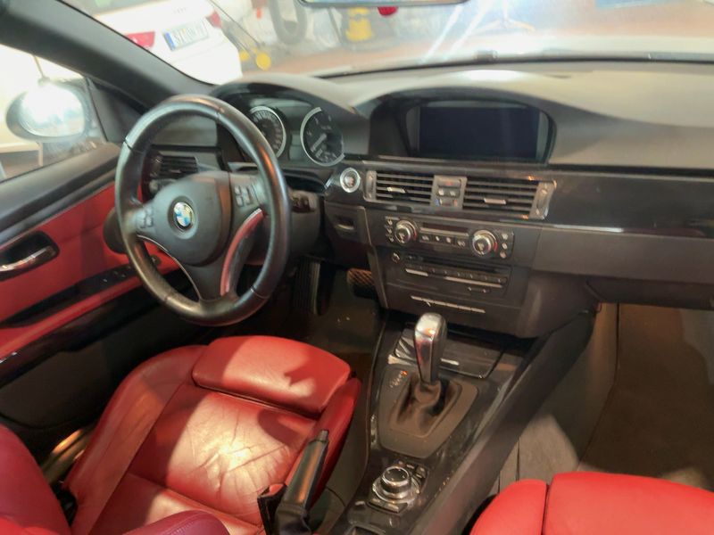 BMW 3er 330d 2009 – снимка 18