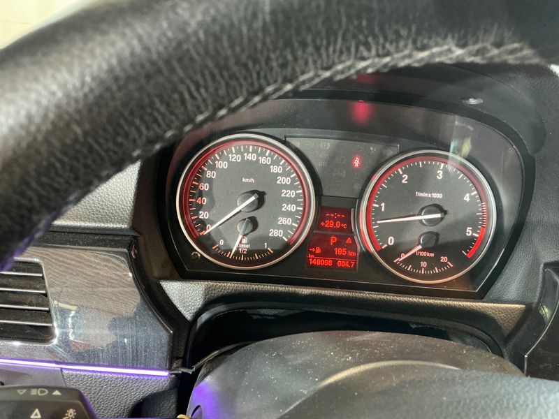 BMW 3er 330d 2009 – снимка 19
