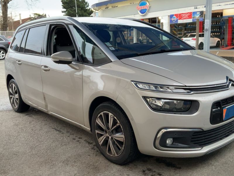Citroen C4 Grand Spacetourer 1.5 Blue-HDi Shine 2018 – снимка 12