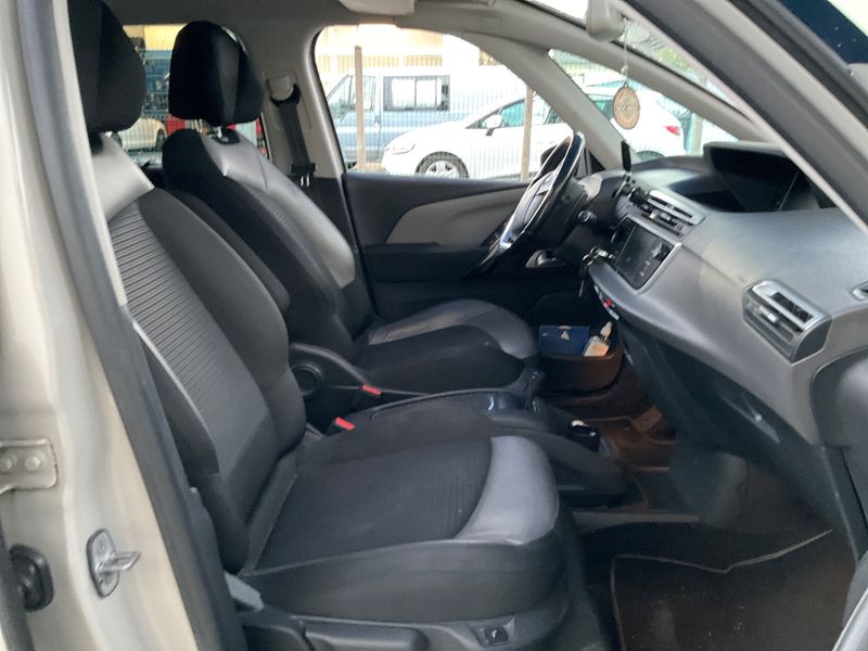 Citroen C4 Grand Spacetourer 1.5 Blue-HDi Shine 2018 – снимка 16
