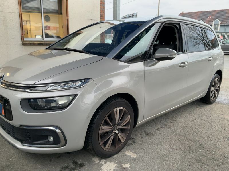 Citroen C4 Grand Spacetourer 1.5 Blue-HDi Shine 2018 – снимка 2