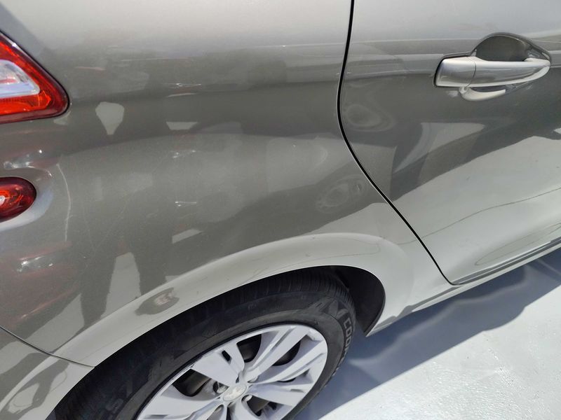 Peugeot 208 1.4 HDi Active 2014 – снимка 15