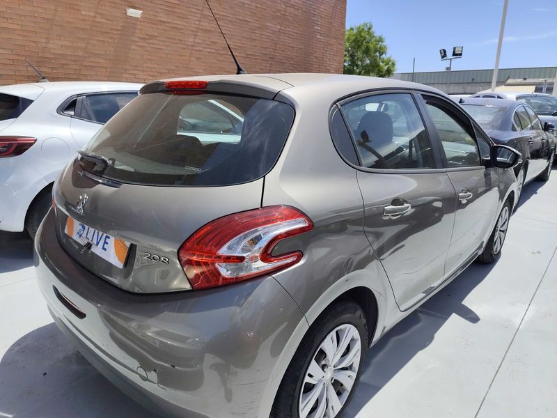 Peugeot 208 1.4 HDi Active 2014 – снимка 5