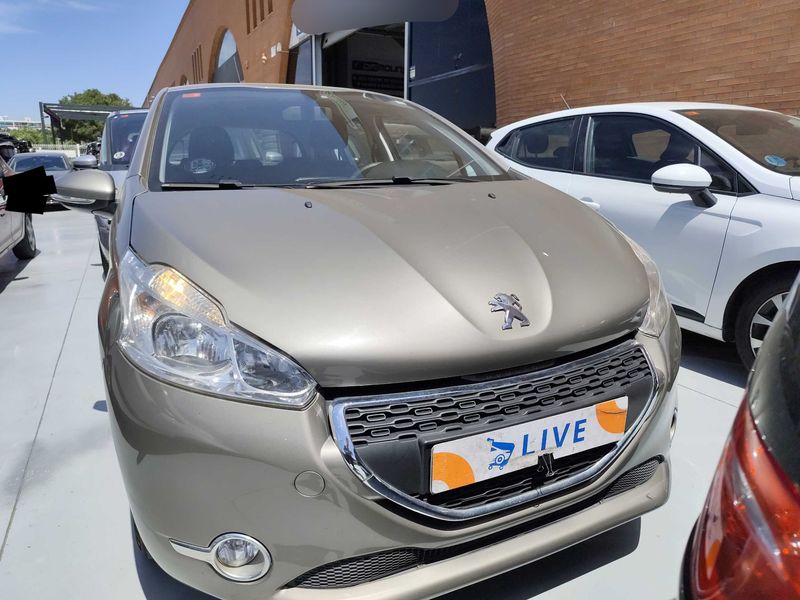 Peugeot 208 1.4 HDi Active 2014 – снимка 7