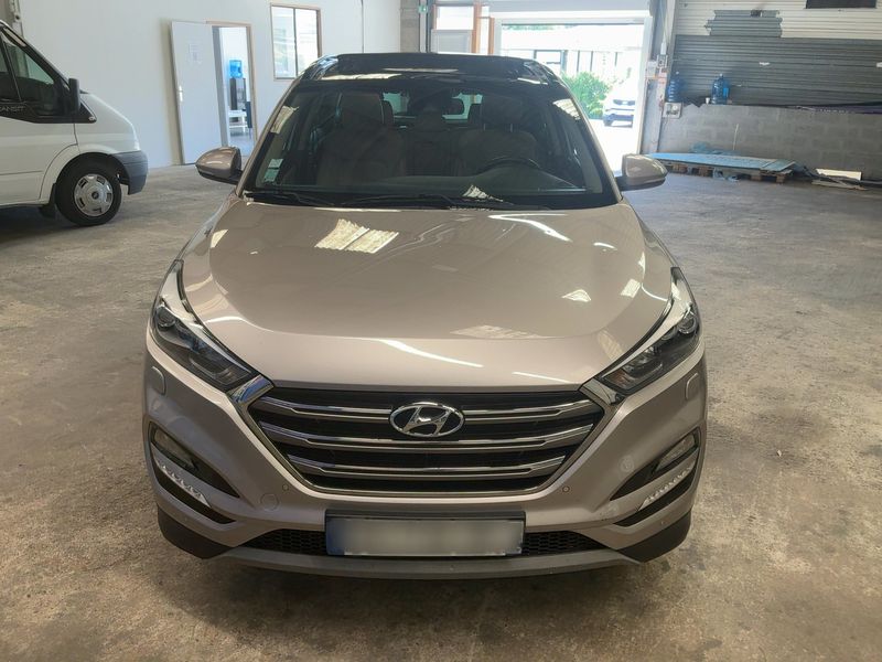 Hyundai Tucson 1.7 CRDi Executive 2WD 2016 – снимка 14