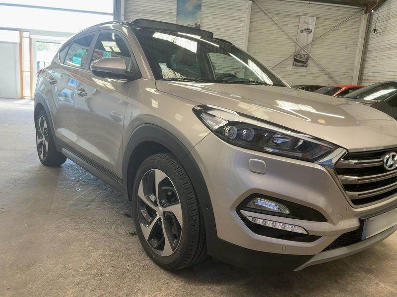 Hyundai Tucson 1.7 CRDi Executive 2WD 2016 – снимка 12