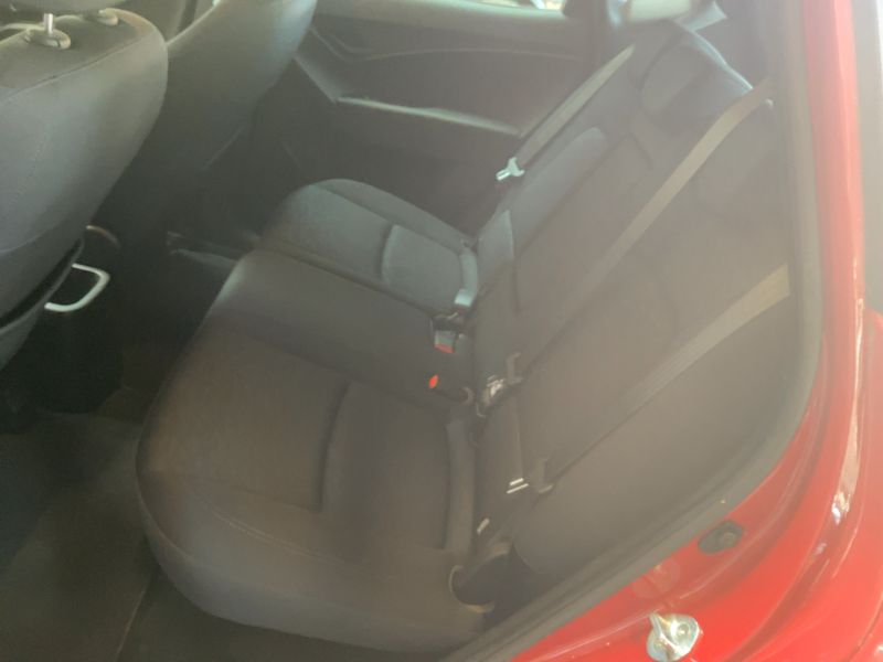 Hyundai ix20 1.6 Comfort 2013 – снимка 19
