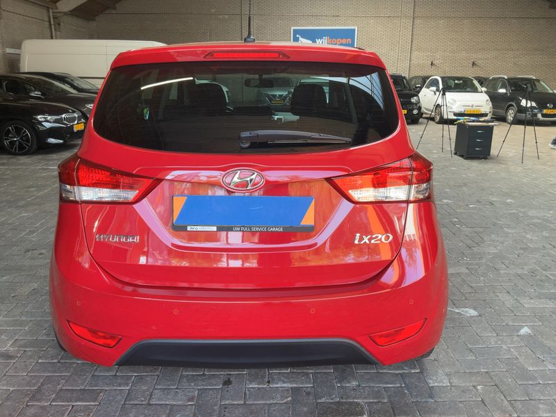 Hyundai ix20 1.6 Comfort 2013 – снимка 7
