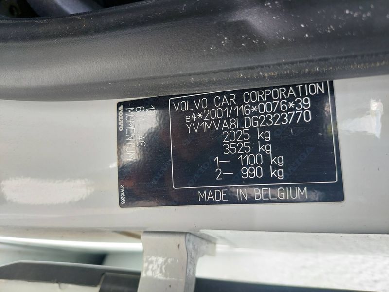 Volvo V40 2.0 D4 Momentum 2016 – снимка 22