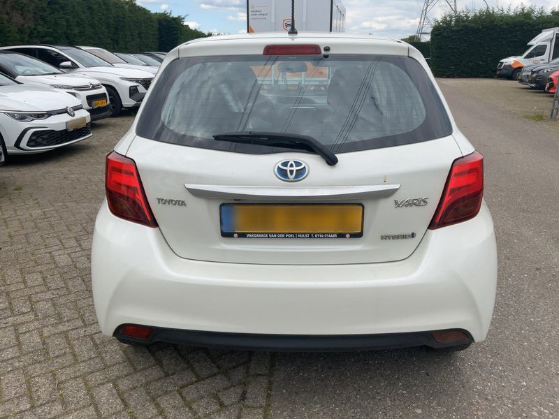 Toyota Yaris 1.5 Hybrid France 2015 – снимка 7