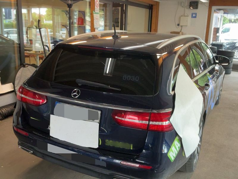 Mercedes-Benz E-Klasse E 400 d T 4Matic Avantgarde 2020 – снимка 8