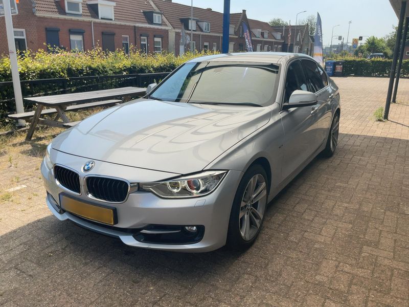 BMW 3er 320d EfficientDynamics Edition 2015 – снимка 1