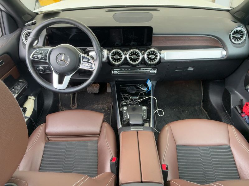 Mercedes-Benz GLB-Klasse GLB 200 d Progressive 2022 – снимка 17