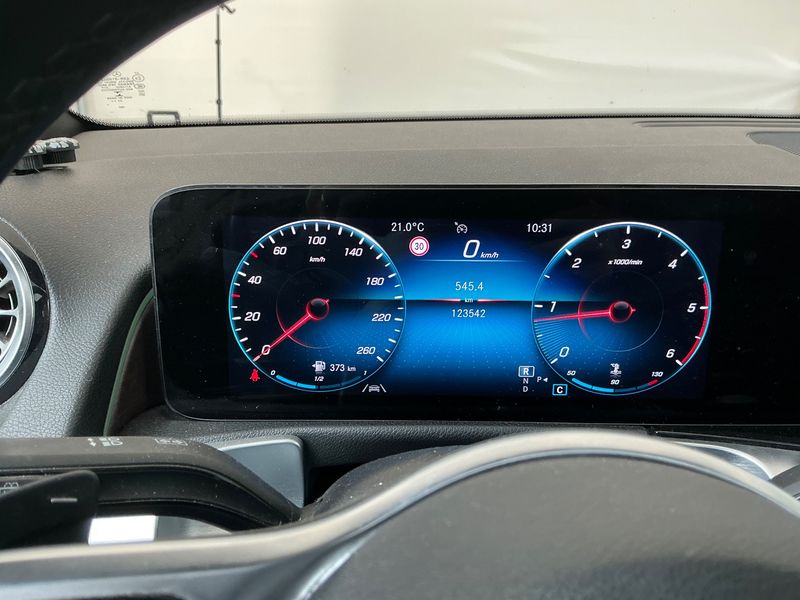 Mercedes-Benz GLB-Klasse GLB 200 d Progressive 2022 – снимка 18