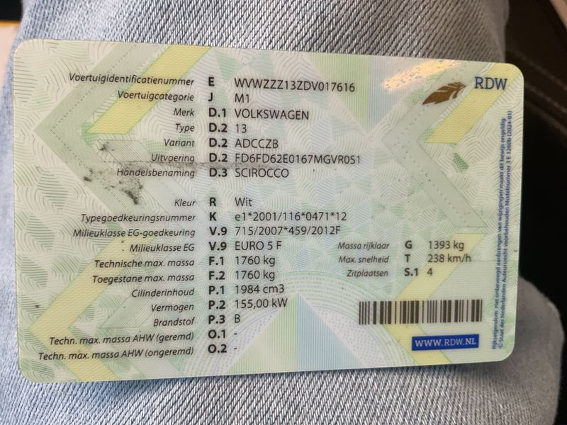Volkswagen Scirocco 2.0 TSI Match 2013 – снимка 20
