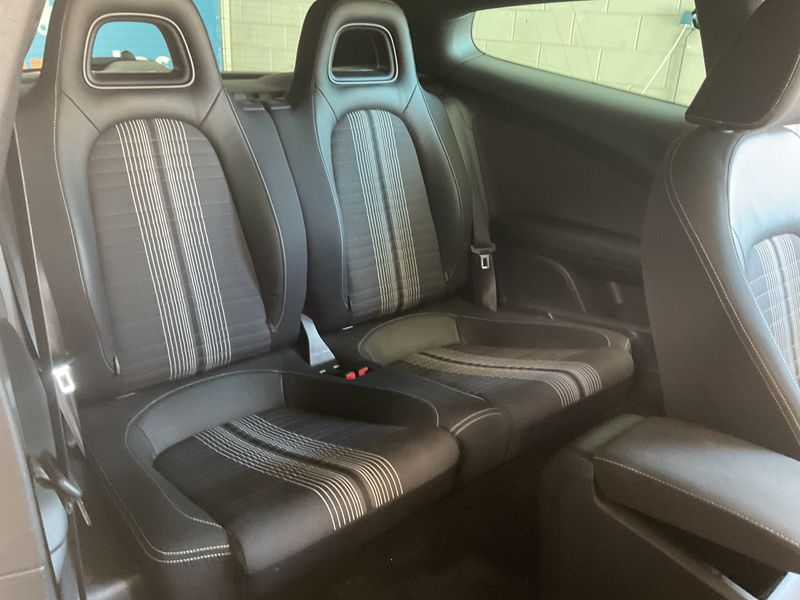 Volkswagen Scirocco 2.0 TSI Match 2013 – снимка 19