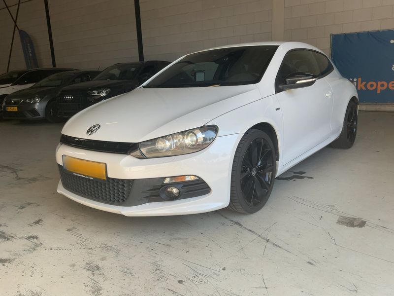 Volkswagen Scirocco 2.0 TSI Match 2013 – снимка 1