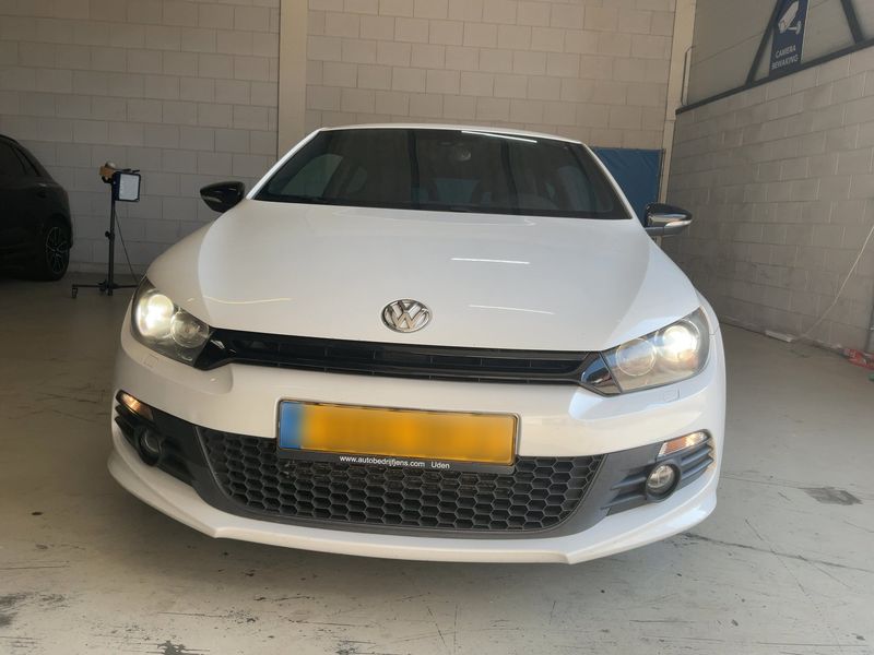 Volkswagen Scirocco 2.0 TSI Match 2013 – снимка 14