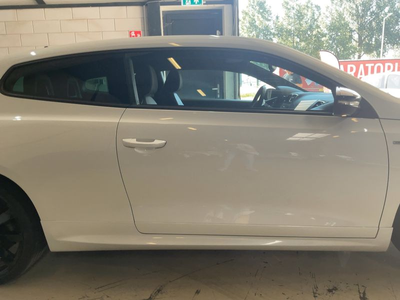 Volkswagen Scirocco 2.0 TSI Match 2013 – снимка 10